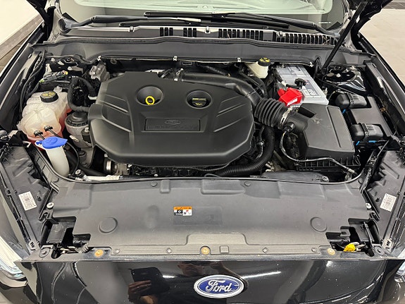 Ford Mondeo 25 of 25