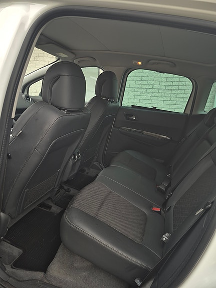 Peugeot 3008 6 of 7