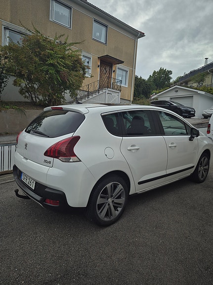 Peugeot 3008 4 of 7