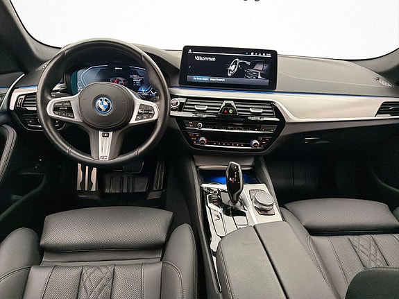 BMW 530e 13 of 30