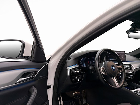 BMW 530e 10 of 30