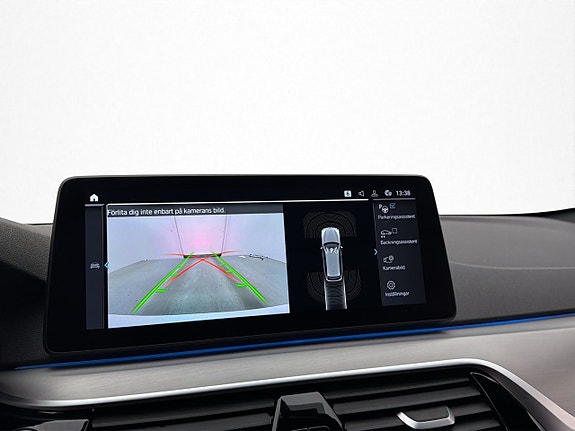 BMW 530e 19 of 30