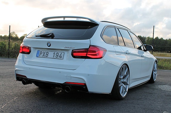 BMW 330d 21 of 30
