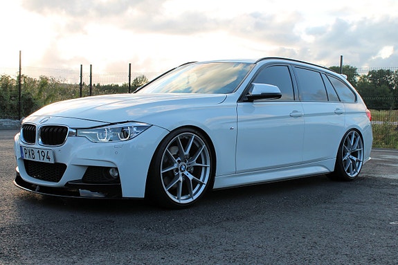 BMW 330d 12 of 30
