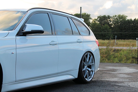 BMW 330d 13 of 30