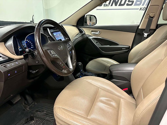 Hyundai Santa Fe 5 of 16