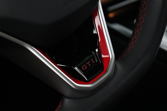 Volkswagen Golf I 24 of 28