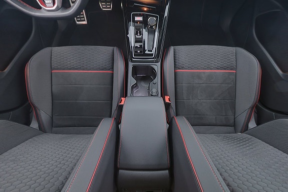 Volkswagen Golf I 19 of 28