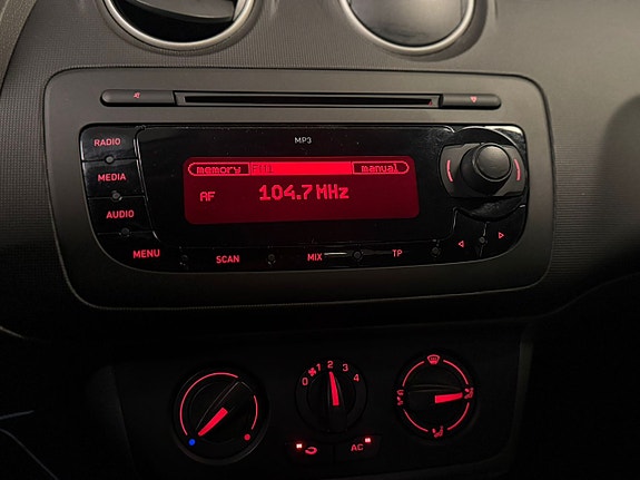 Seat Ibiza 10 of 15