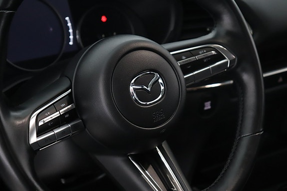 Mazda CX-30 9 of 22
