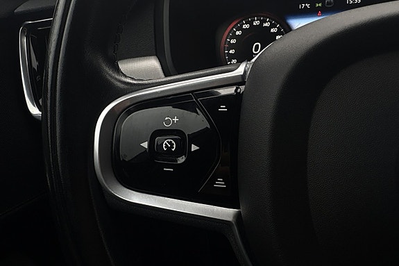 Volvo V90 Cross Country 16 of 28