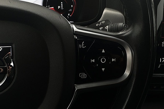Volvo V90 Cross Country 17 of 28