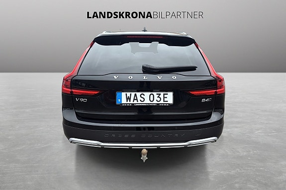 Volvo V90 Cross Country 6 of 28