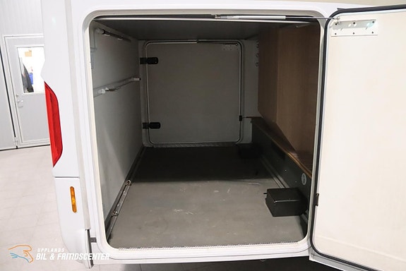 Malibu I 460 / Långbäddar / 4250kg. 5 of 16