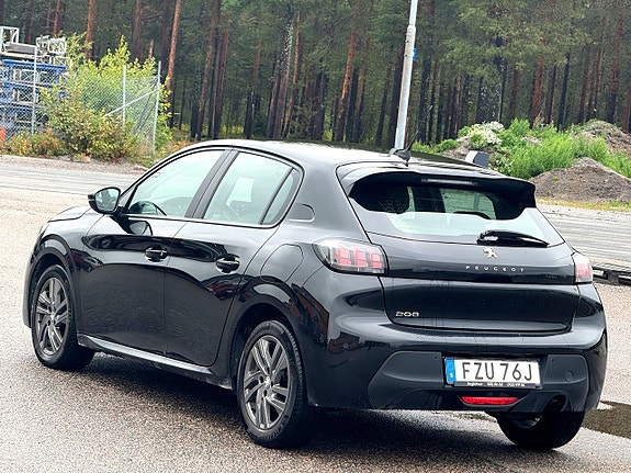 Peugeot 208 11 of 11