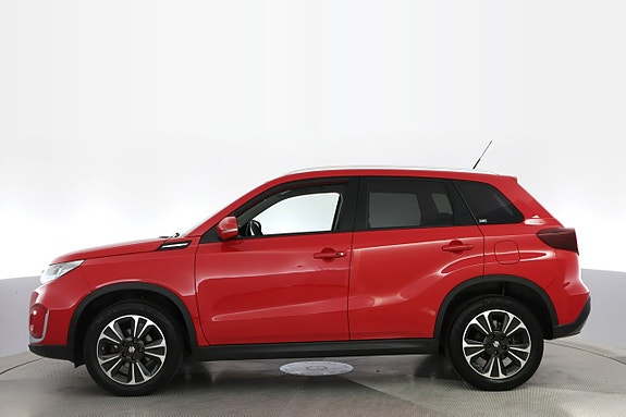 Suzuki Vitara 2 of 17