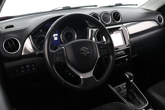 Suzuki Vitara 9 of 17