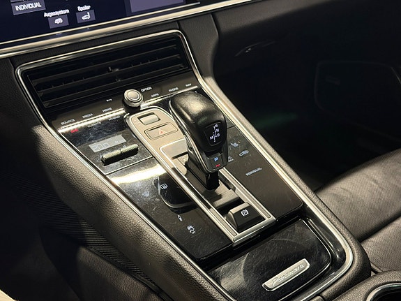 Porsche Panamera 4S 20 of 20