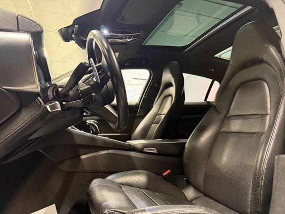 Porsche Panamera 4S 13 of 20