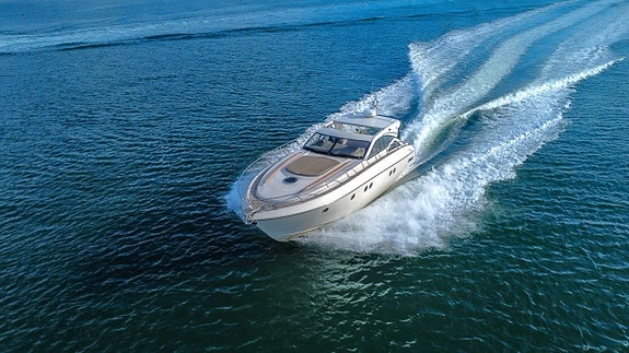 Windy 44 Chinook | Volvo Penta D6 | 2010 3 of 12