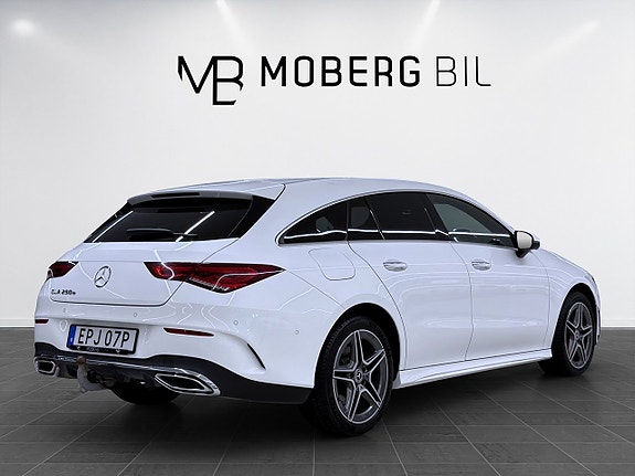 Mercedes-Benz CLA250 e 6 of 18