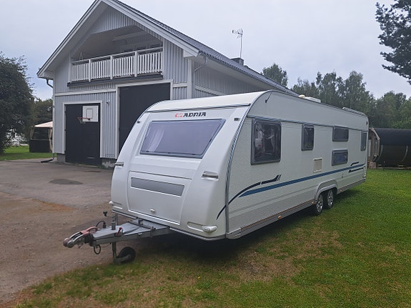 Adria 743 UT 22 of 30