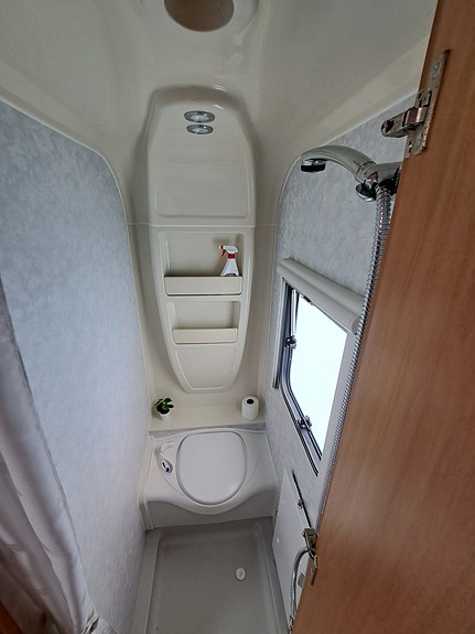 Adria 743 UT 14 of 30