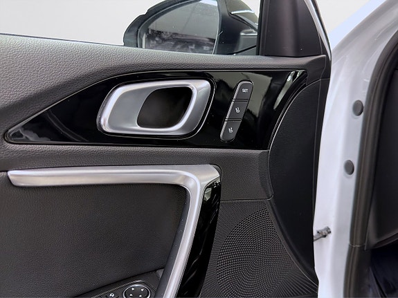 Kia XCeed 13 of 20
