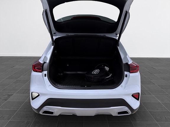 Kia XCeed 7 of 20