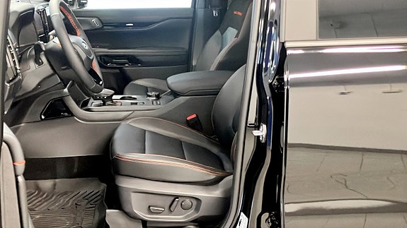 Ford Ranger 8 of 12