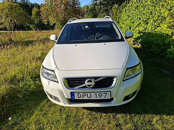 Volvo V50 4 of 10