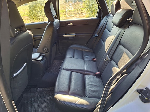 Volvo V50 6 of 10
