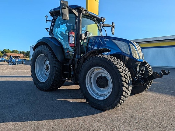 New Holland T5.140 Auto Command 3 of 12