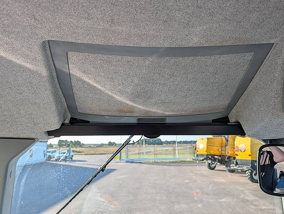 New Holland T5.140 Auto Command 12 of 12
