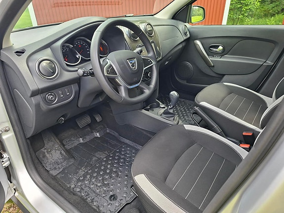 Dacia Sandero Stepway 4 of 10