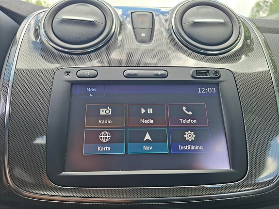 Dacia Sandero Stepway 2 of 10