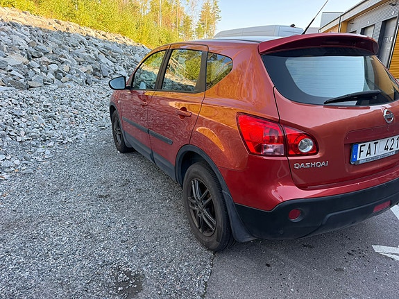Nissan Qashqai 2 of 6