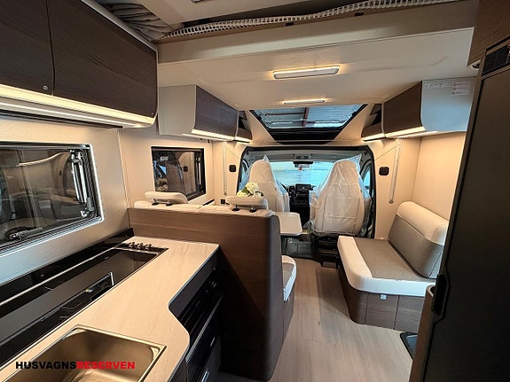 Adria MATRIX SUPREME 670 SL - Fiat MultiJet3 140HP (103kW) HD 43H 16 of 27