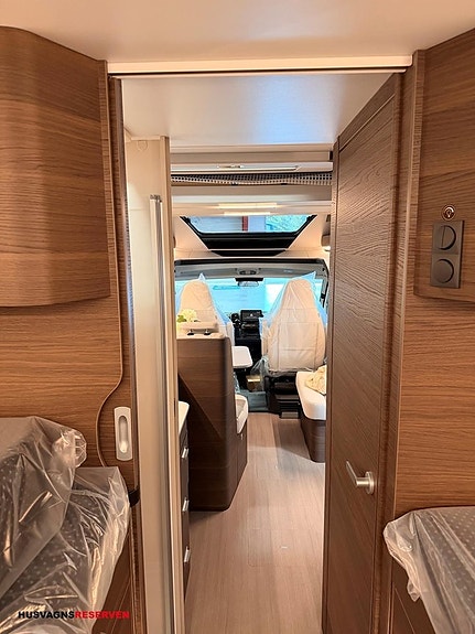 Adria MATRIX SUPREME 670 SL - Fiat MultiJet3 140HP (103kW) HD 43H 25 of 27