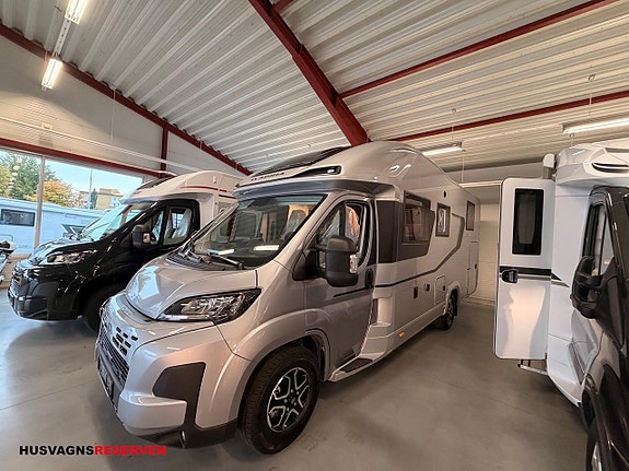 Adria MATRIX SUPREME 670 SL - Fiat MultiJet3 140HP (103kW) HD 43H 2 of 27