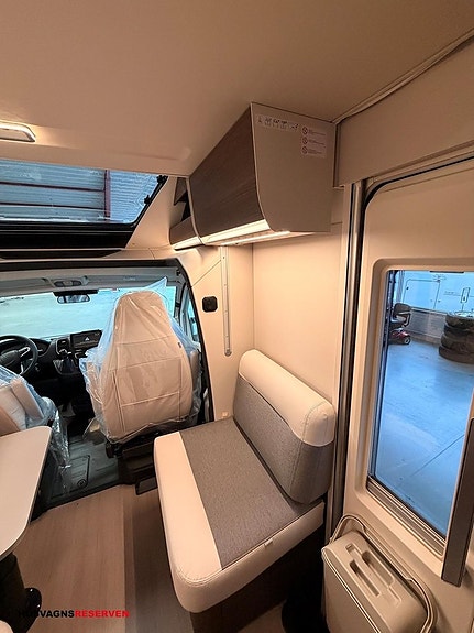 Adria MATRIX SUPREME 670 SL - Fiat MultiJet3 140HP (103kW) HD 43H 13 of 27