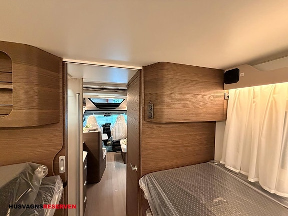 Adria MATRIX SUPREME 670 SL - Fiat MultiJet3 140HP (103kW) HD 43H 22 of 27