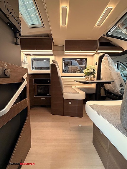Adria MATRIX SUPREME 670 SL - Fiat MultiJet3 140HP (103kW) HD 43H 7 of 27