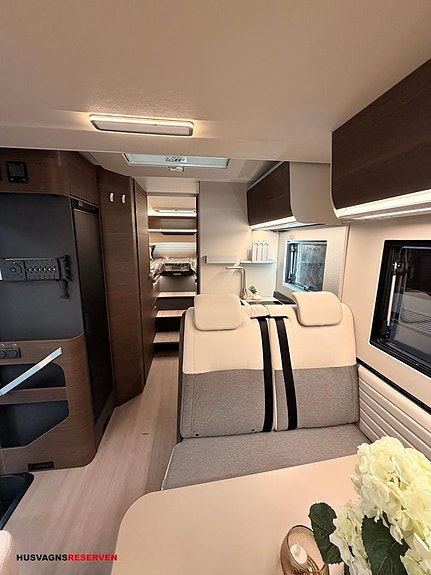 Adria MATRIX SUPREME 670 SL - Fiat MultiJet3 140HP (103kW) HD 43H 11 of 27