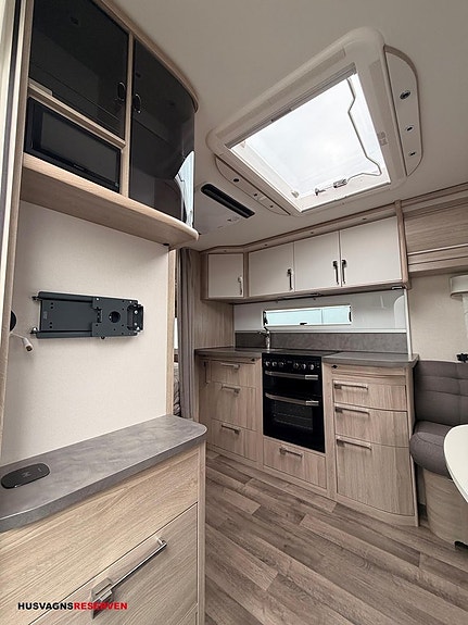 Kabe ROYAL 560 XL KS 8 of 23