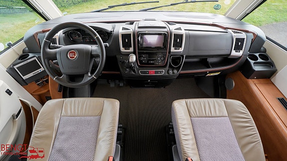 Carthago Chic C-line XL 5.5 LE | Långbäddar | Automat | ALDE 20 of 21