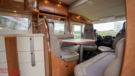 Carthago Chic C-line XL 5.5 LE | Långbäddar | Automat | ALDE 5 of 21