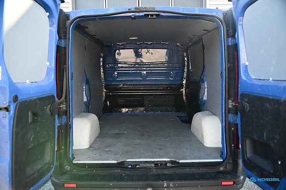 Opel Vivaro 5 of 20