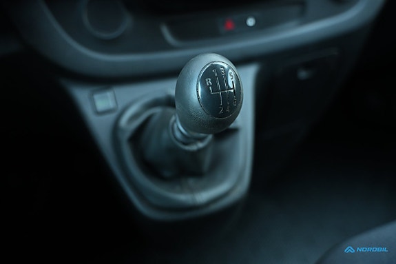 Opel Vivaro 10 of 20