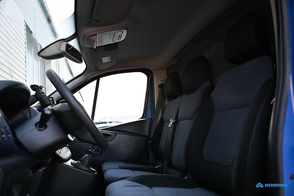 Opel Vivaro 8 of 20
